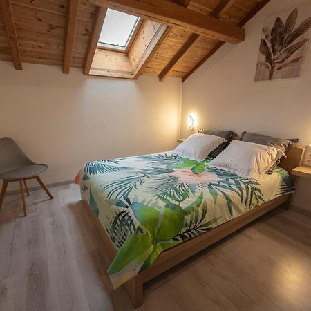 Le Cosy Apartment Гилестр Екстериор снимка