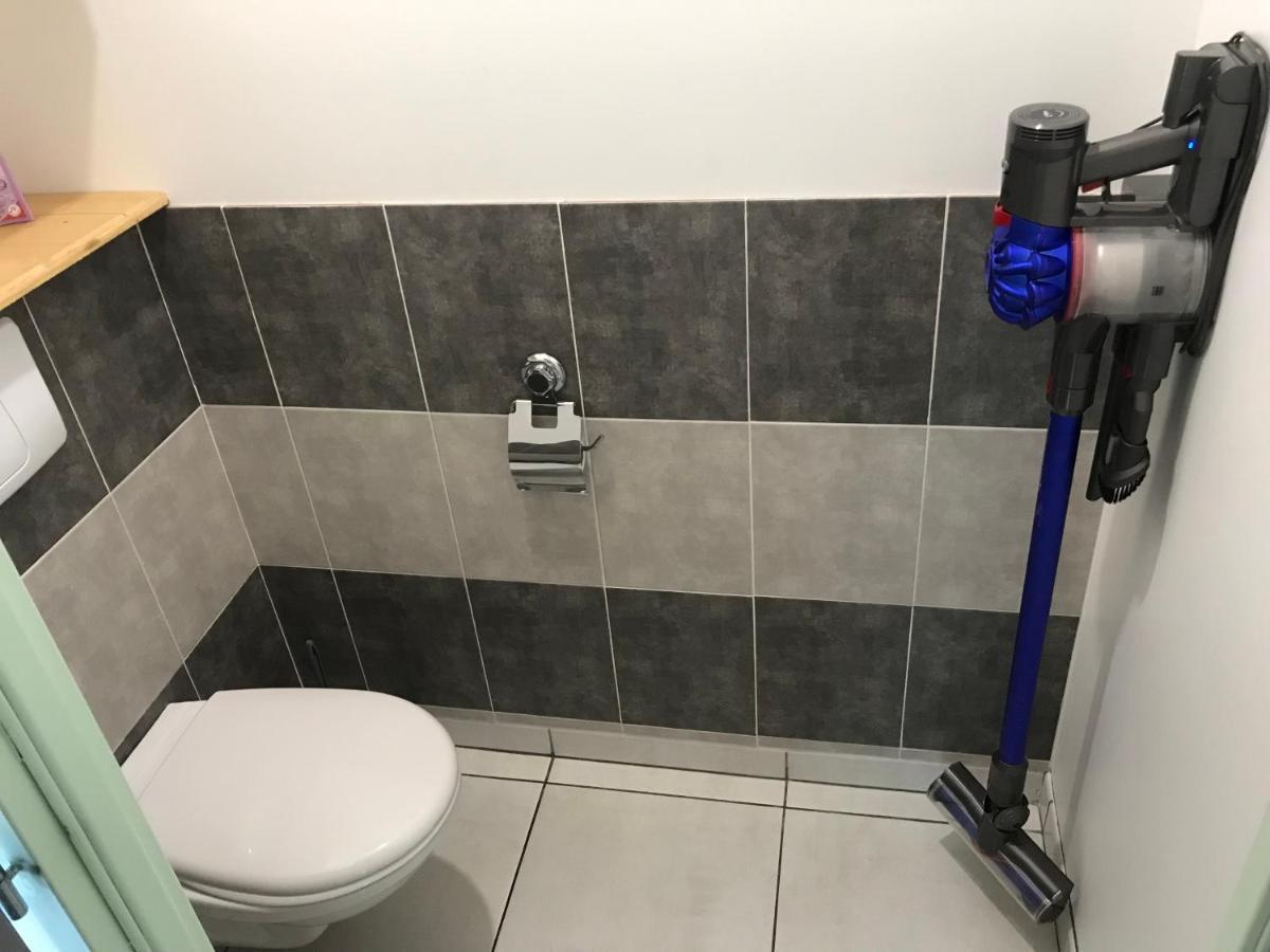 Le Cosy Apartment Гилестр Екстериор снимка