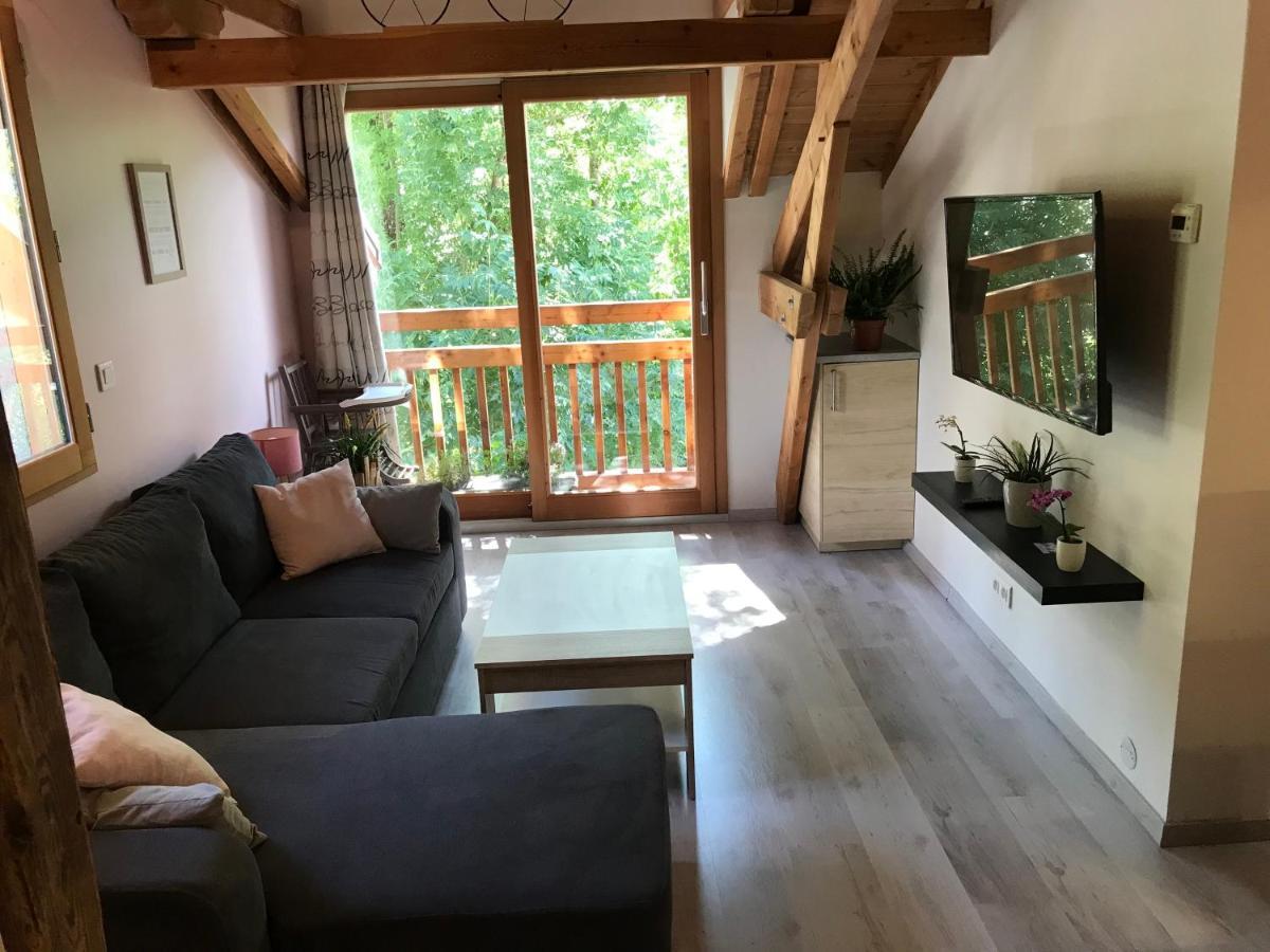 Le Cosy Apartment Гилестр Екстериор снимка