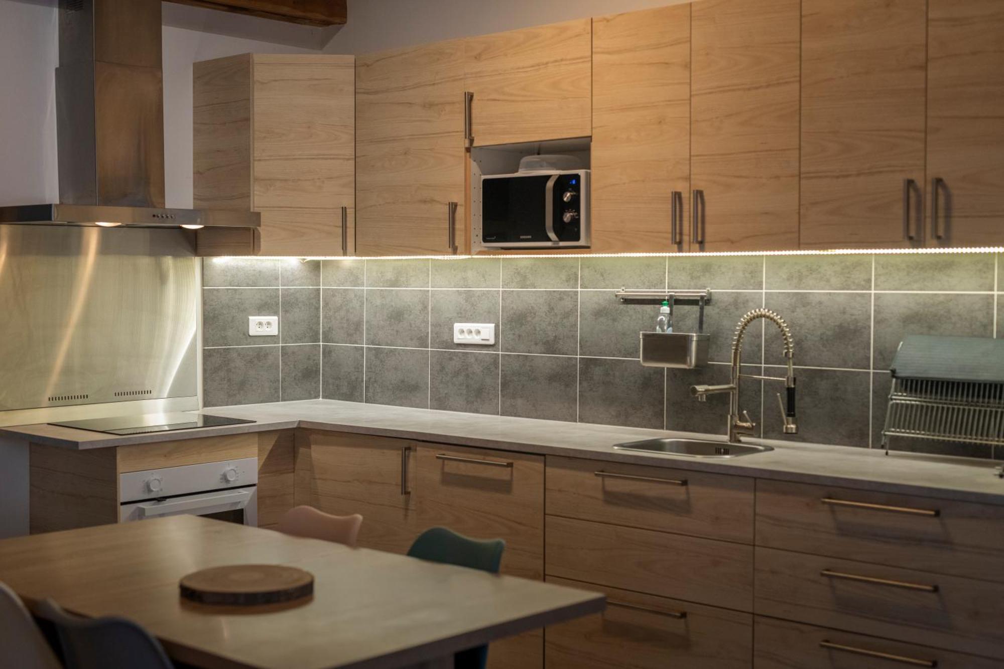 Le Cosy Apartment Гилестр Екстериор снимка