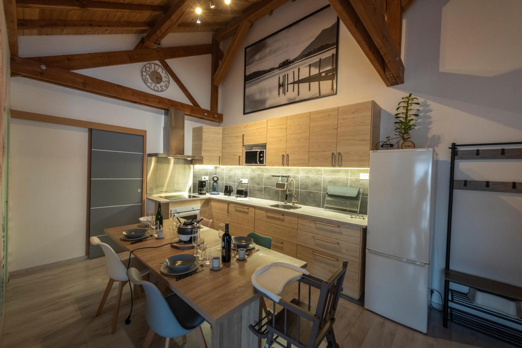 Le Cosy Apartment Гилестр Екстериор снимка