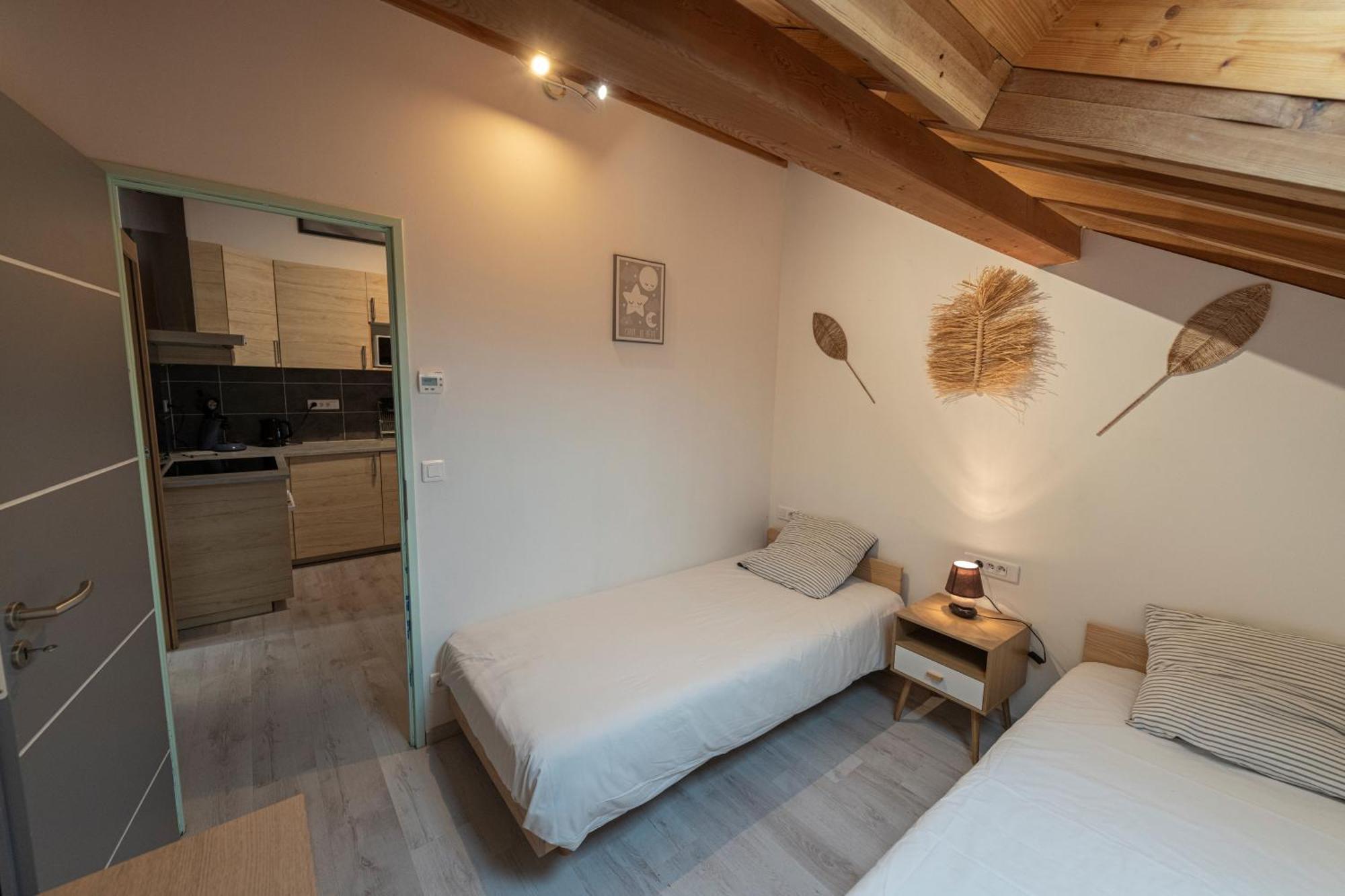 Le Cosy Apartment Гилестр Екстериор снимка