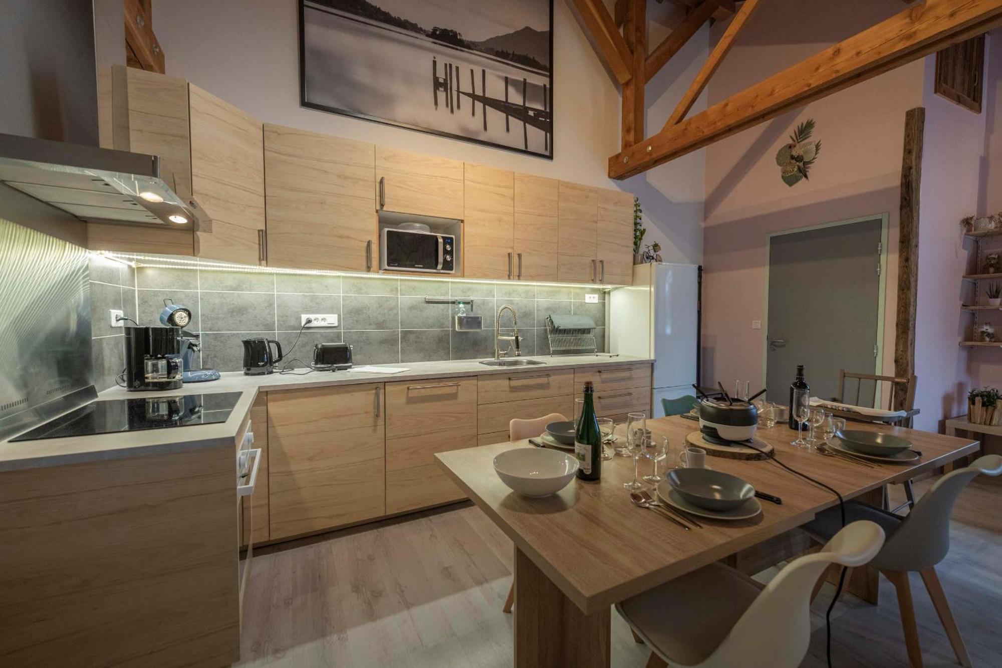 Le Cosy Apartment Гилестр Екстериор снимка